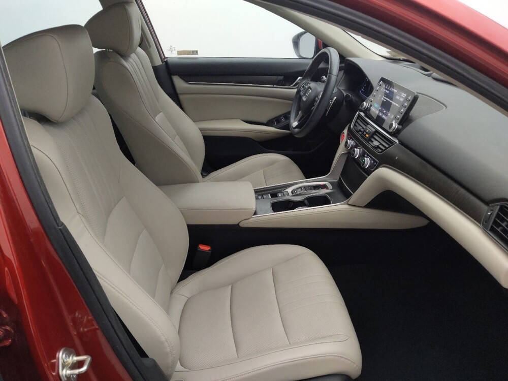 2018 Honda Accord in Houston, TX 77074 - 18071366 21