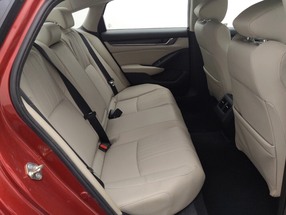 2018 Honda Accord in Houston, TX 77074 - 18071366 19