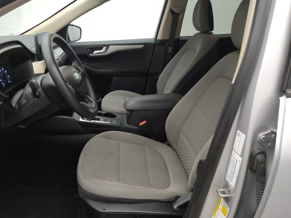 2020 Ford Escape in Springfield, MO 65807 - 18071390 17