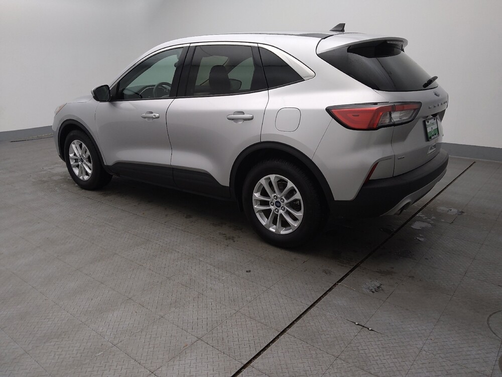 2020 Ford Escape in Springfield, MO 65807 - 18071390 3