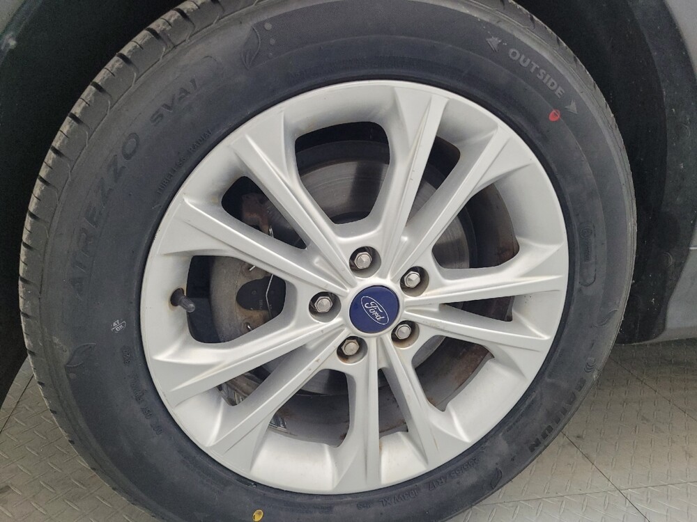 2018 Ford Escape in Lakeland, FL 33815 - 18071412 31