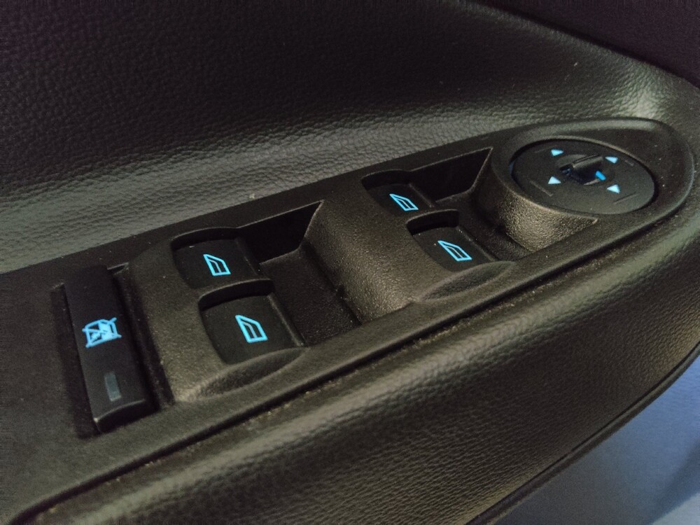 2018 Ford Escape in Lakeland, FL 33815 - 18071412 27