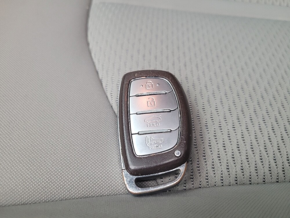 2018 Hyundai Sonata in St. Louis, MO 63125 - 18071441 32