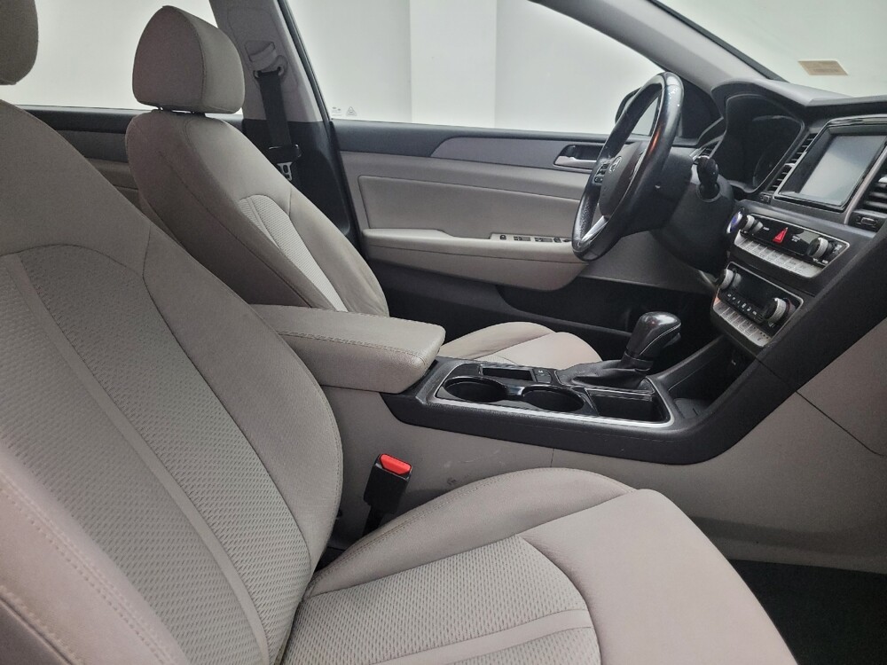 2018 Hyundai Sonata in St. Louis, MO 63125 - 18071441 21