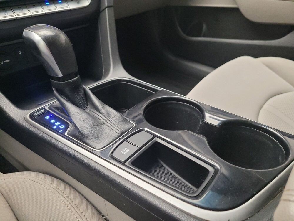 2018 Hyundai Sonata in St. Louis, MO 63125 - 18071441 26