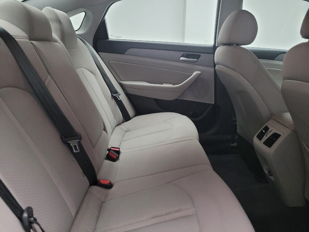 2018 Hyundai Sonata in St. Louis, MO 63125 - 18071441 19