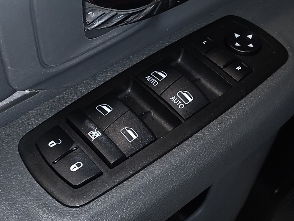 2016 RAM 1500 in Kissimmee, FL 34744 - 18071442 27