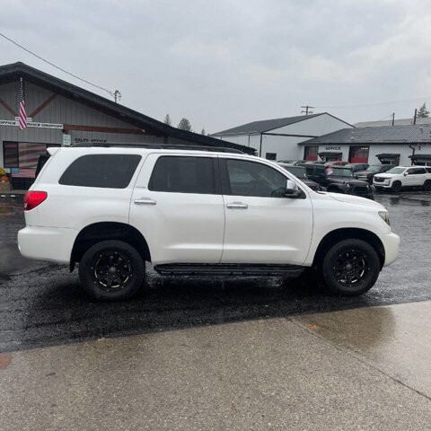 2015 Toyota Sequoia in Coeur d&amp;#039;Alene, ID 83815 - 18071480 6