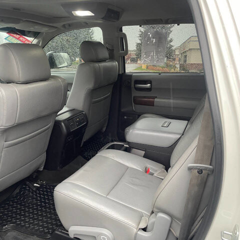 2015 Toyota Sequoia in Coeur d&amp;#039;Alene, ID 83815 - 18071480 11