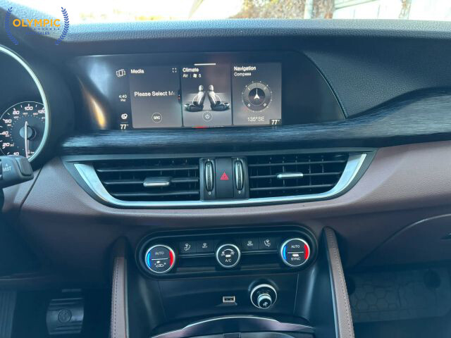 2020 Alfa Romeo Stelvio in Decatur, GA 30032 - 18071508 27