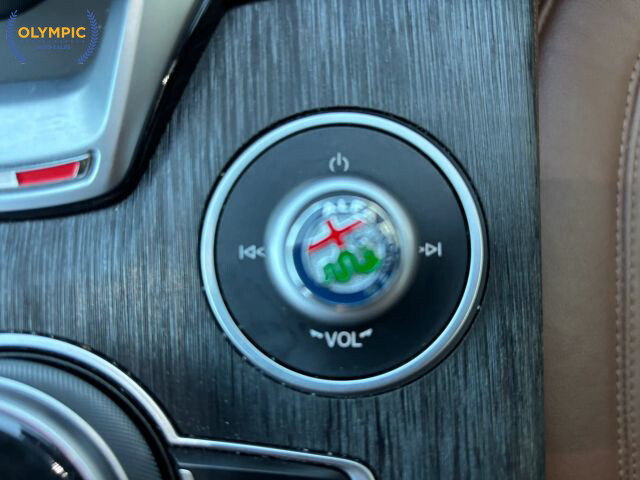 2020 Alfa Romeo Stelvio in Decatur, GA 30032 - 18071508 32