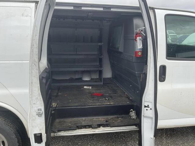 2018 Chevrolet Express 2500 in Blauvelt, NY 10913 - 18071521 61