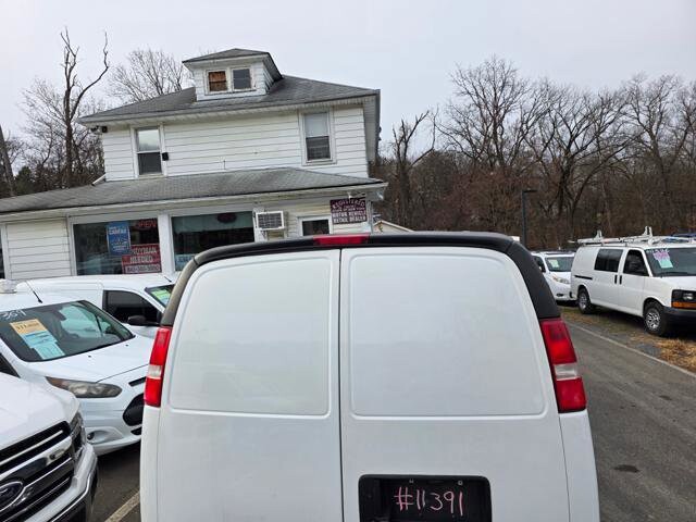 2018 Chevrolet Express 2500 in Blauvelt, NY 10913 - 18071521 38