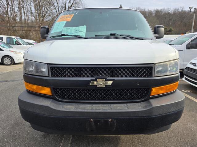 2018 Chevrolet Express 2500 in Blauvelt, NY 10913 - 18071521 2