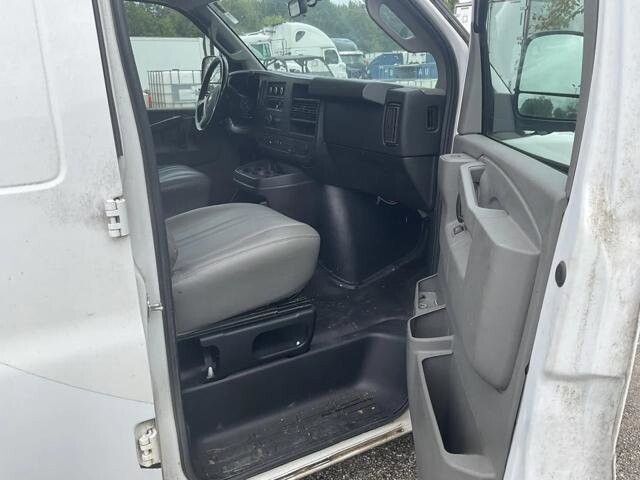 2018 Chevrolet Express 2500 in Blauvelt, NY 10913 - 18071521 63