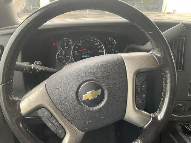 2018 Chevrolet Express 2500 in Blauvelt, NY 10913 - 18071521 56