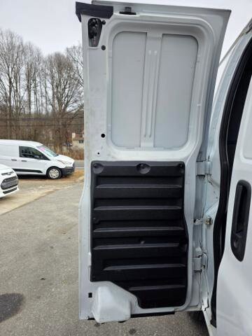 2018 Chevrolet Express 2500 in Blauvelt, NY 10913 - 18071521 43