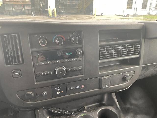 2018 Chevrolet Express 2500 in Blauvelt, NY 10913 - 18071521 58