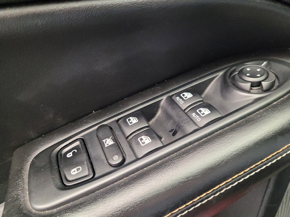 2018 Jeep Compass in Glendale, AZ 85301 - 18071526 27