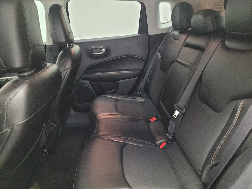 2018 Jeep Compass in Glendale, AZ 85301 - 18071526 18