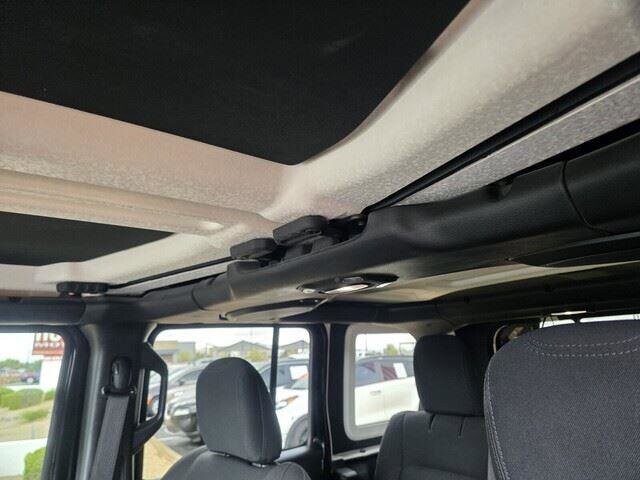 2018 Jeep Wrangler in Mesa, AZ 85212 - 18071588 47