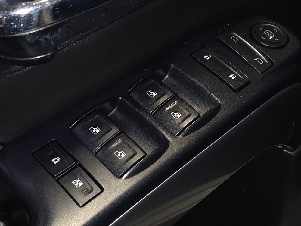 2016 Chevrolet Silverado 1500 in Pensacola, FL 32505 - 18071590 27