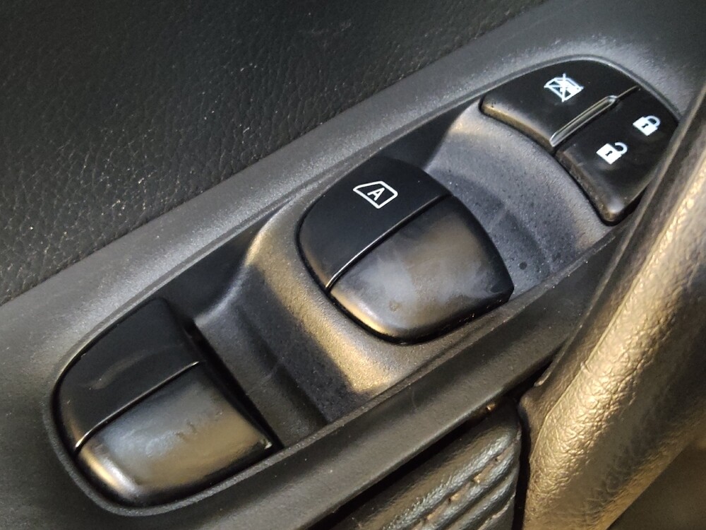 2020 Nissan Rogue Sport in Charleston, SC 29414 - 18071612 27