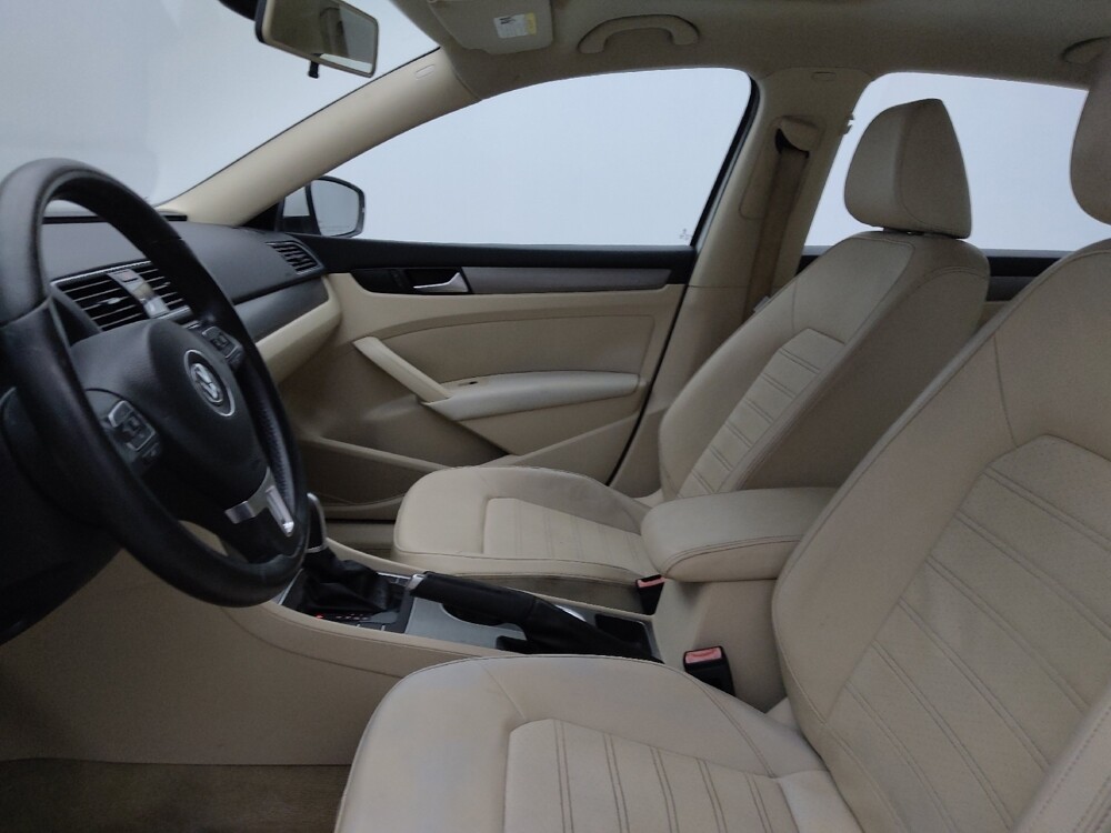 2015 Volkswagen Passat in Greenville, NC 27834 - 18071613 17