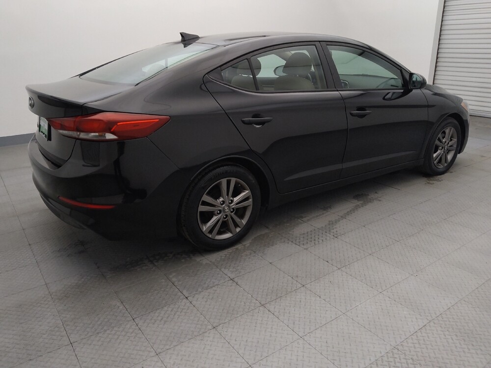2017 Hyundai Elantra in Houston, TX 77060 - 18071640 10