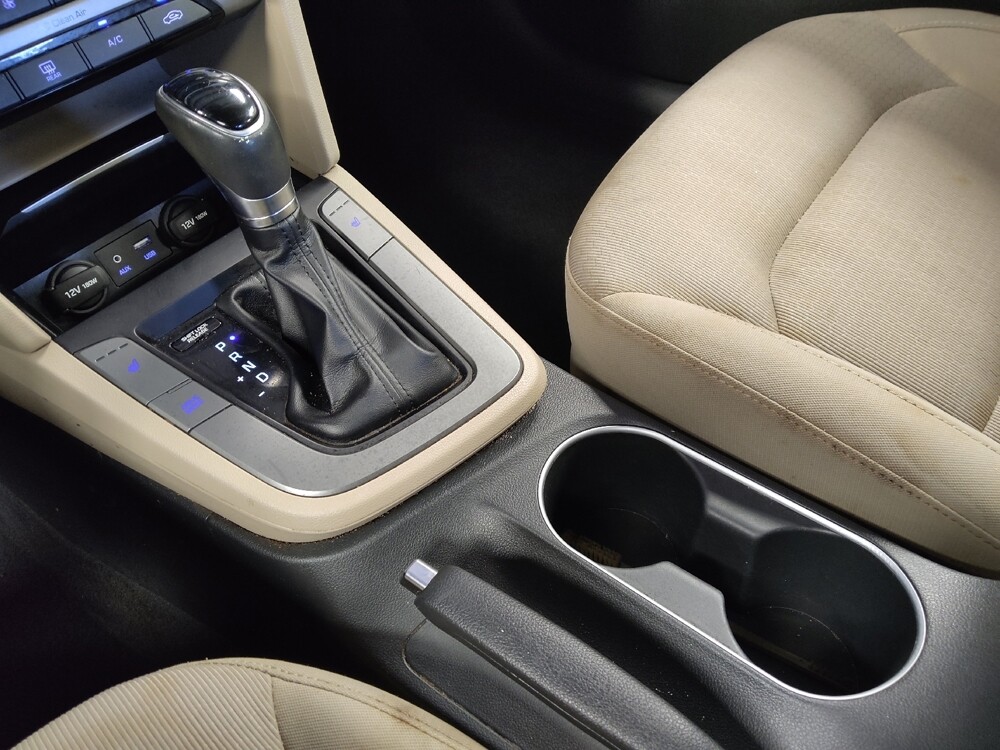 2017 Hyundai Elantra in Houston, TX 77060 - 18071640 26
