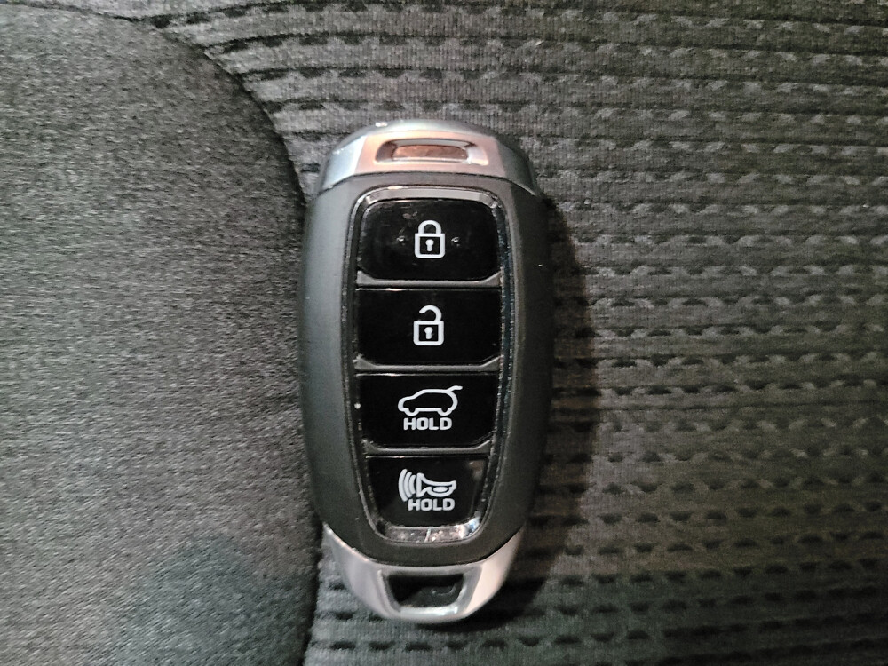2019 Hyundai Santa Fe in Pittsburgh, PA 15237 - 18071662 32