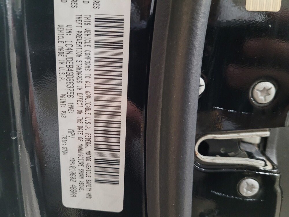 2016 Jeep Compass in Laurel, MD 20724 - 18071667 33