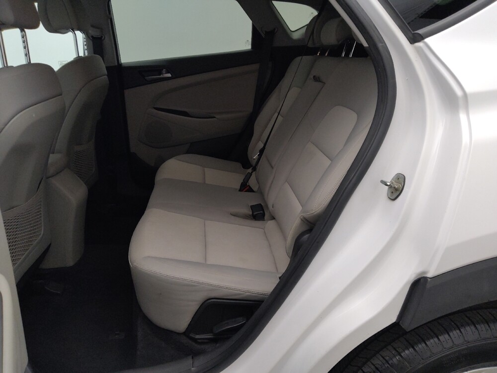 2018 Hyundai Tucson in St. Louis, MO 63136 - 18071678 18