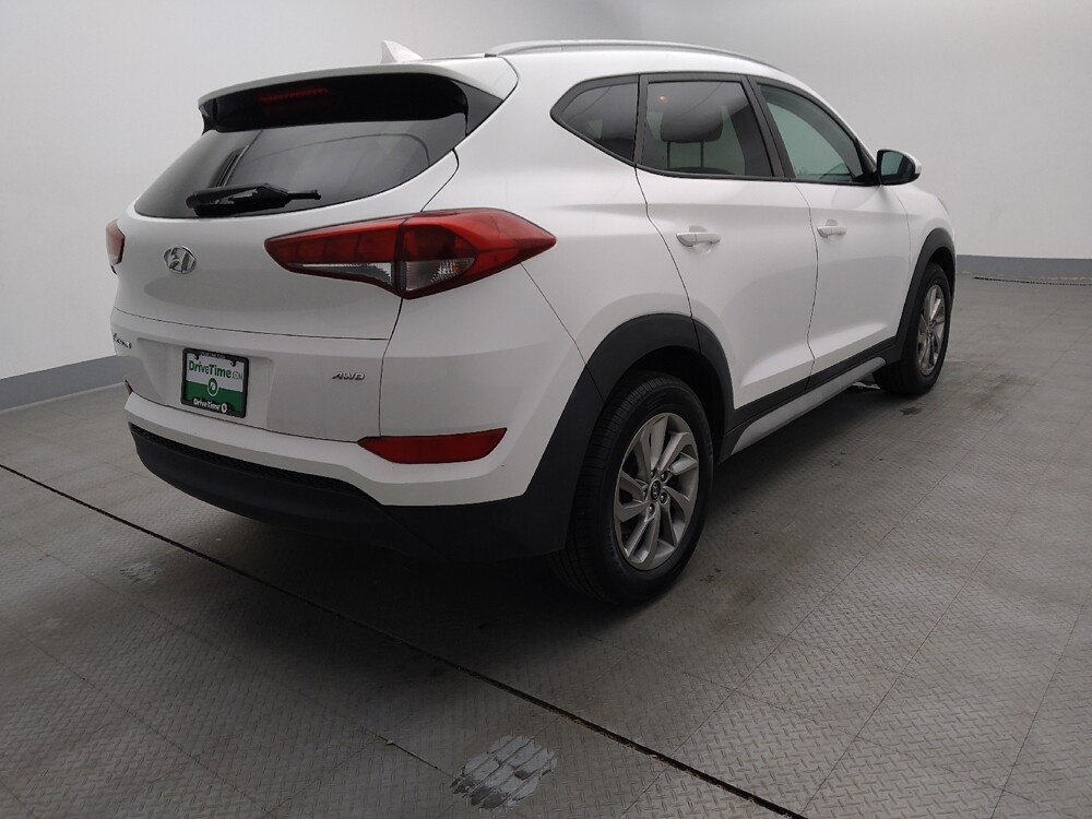 2018 Hyundai Tucson in St. Louis, MO 63136 - 18071678 9