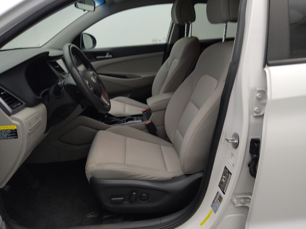 2018 Hyundai Tucson in St. Louis, MO 63136 - 18071678 17