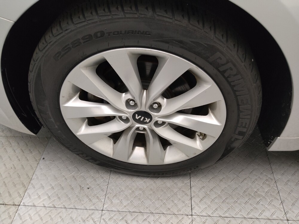 2017 Kia Optima in Des Moines, IA 50310 - 18071681 31