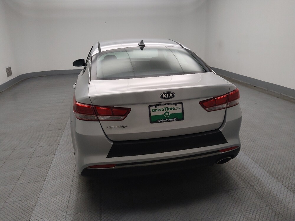 2017 Kia Optima in Des Moines, IA 50310 - 18071681 6