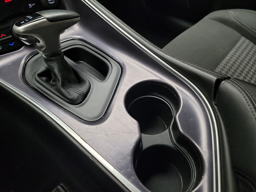 2018 Dodge Challenger in Eastpointe, MI 48021 - 18071685 26