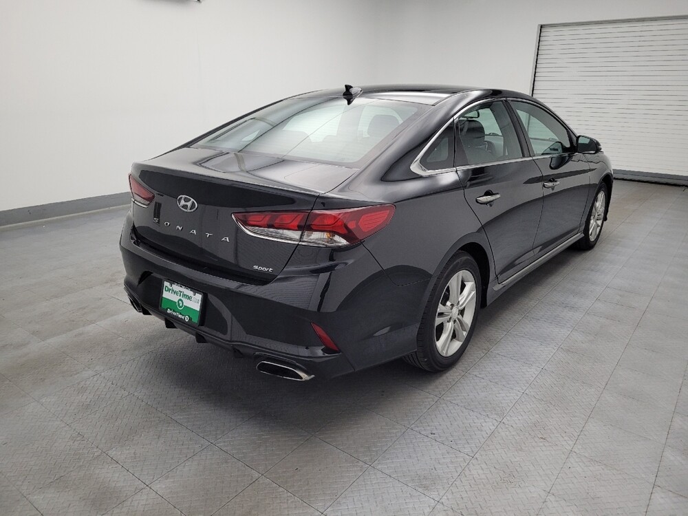 2019 Hyundai Sonata in Maple Heights, OH 44137 - 18071736 9