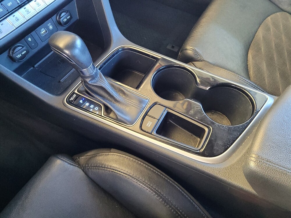 2019 Hyundai Sonata in Maple Heights, OH 44137 - 18071736 26