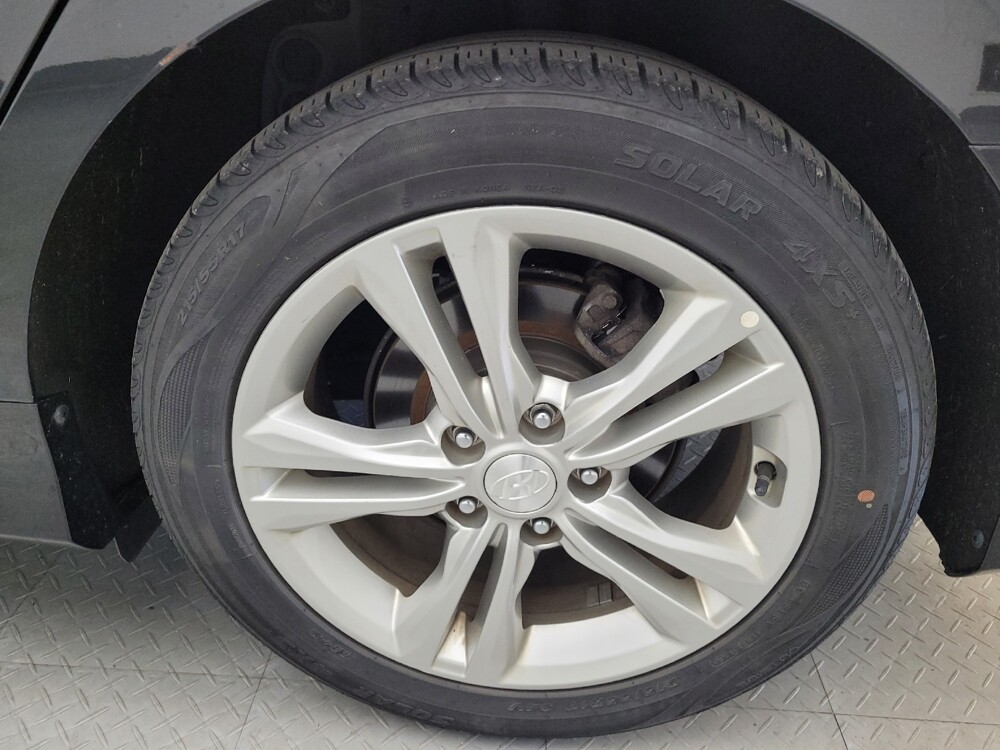 2019 Hyundai Sonata in Maple Heights, OH 44137 - 18071736 31