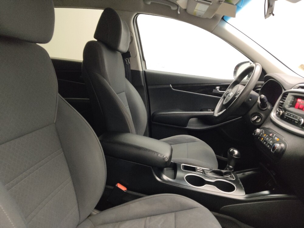 2017 Kia Sorento in Athens, GA 30606 - 18071759 21