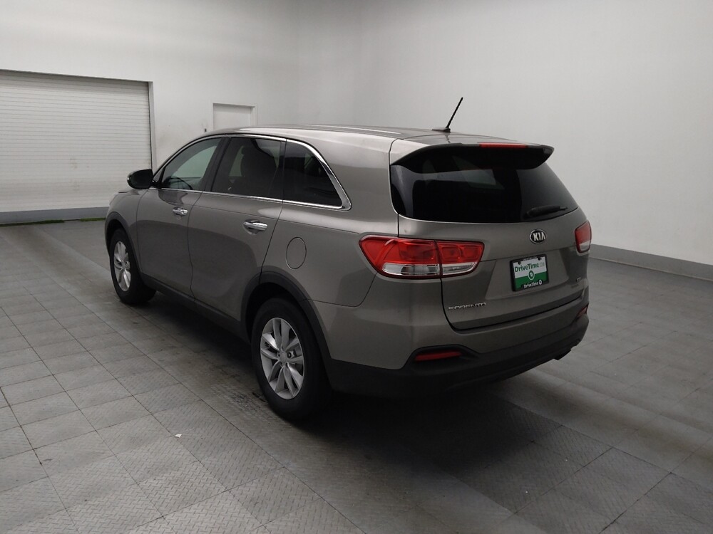 2017 Kia Sorento in Athens, GA 30606 - 18071759 5