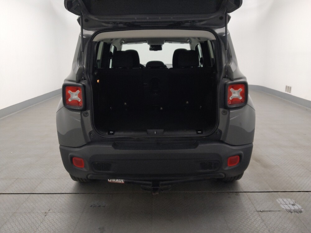 2019 Jeep Renegade in St. Louis, MO 63136 - 18071764 29