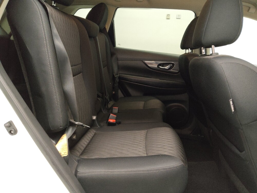 2017 Nissan Rogue in Lewisville, TX 75067 - 18071769 19