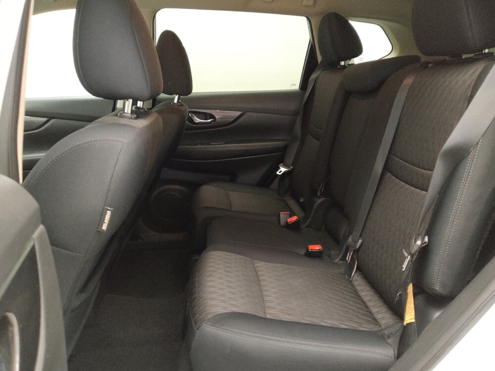 2017 Nissan Rogue in Lewisville, TX 75067 - 18071769 18