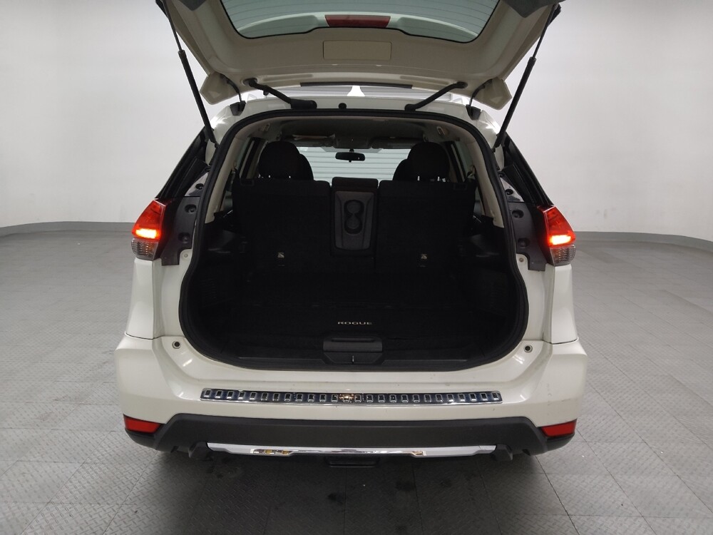 2017 Nissan Rogue in Lewisville, TX 75067 - 18071769 29