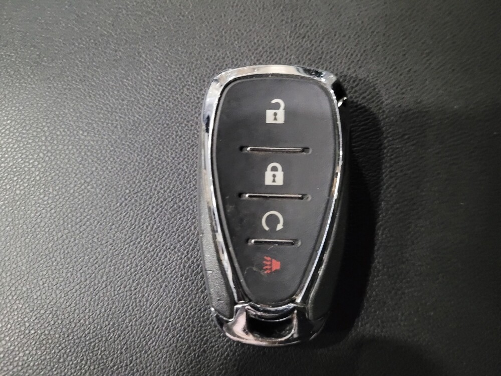 2019 Chevrolet Equinox in Plymouth Meeting, PA 19462 - 18071771 32