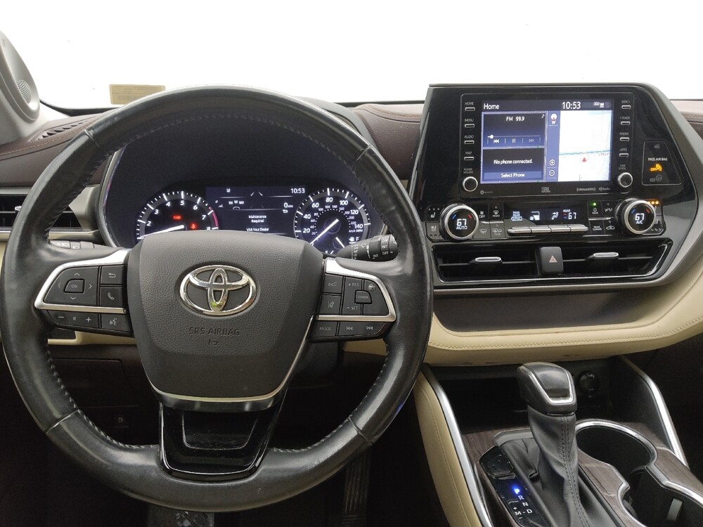 2020 Toyota Highlander in St. Louis, MO 63136 - 18071799 22