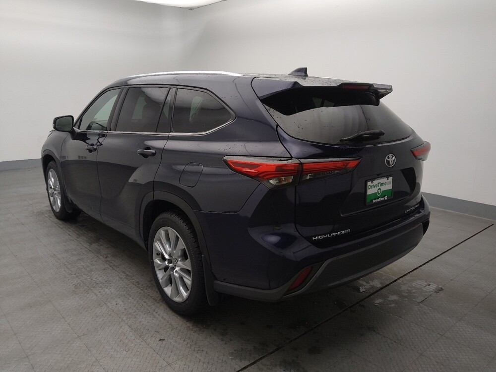 2020 Toyota Highlander in St. Louis, MO 63136 - 18071799 5